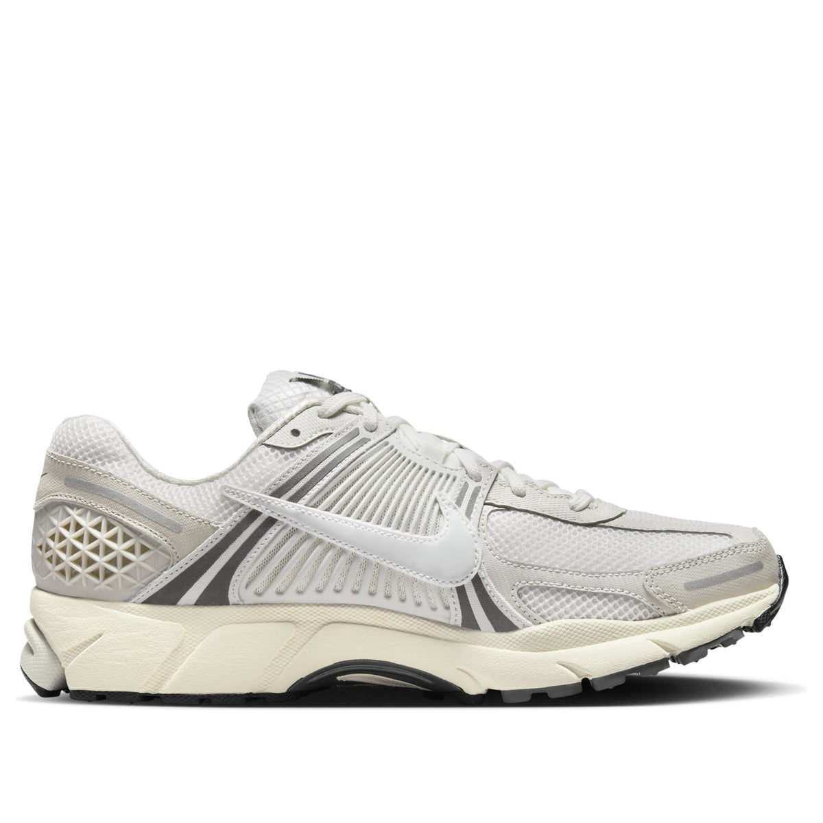 Nike Air Zoom Vomero 5 'Platinum Tint Photon Dust'