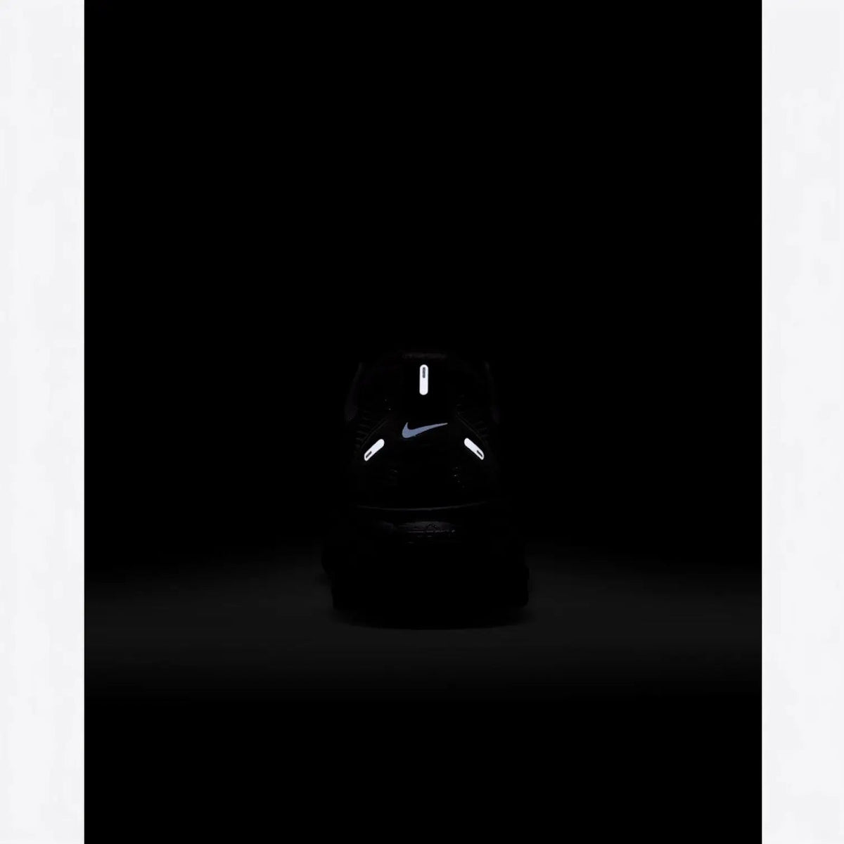 Nike Vomero 18 Road Running Shoes - Triple Black