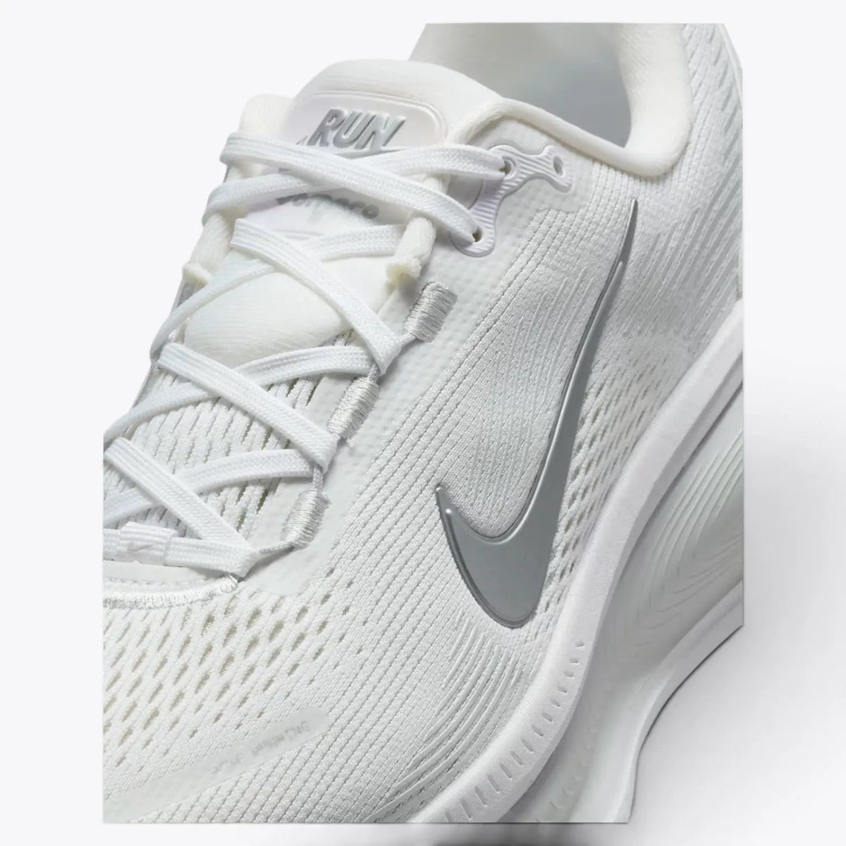Nike Vomero 18 Road Running Shoes - White / Metallic Silver / Photon Dust
