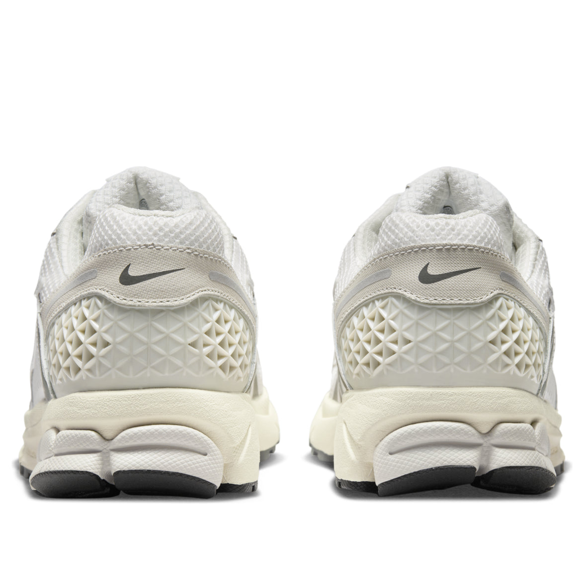Nike Air Zoom Vomero 5 'Platinum Tint Photon Dust'